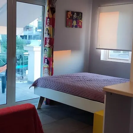 Apartment Popart Studio By Sweet